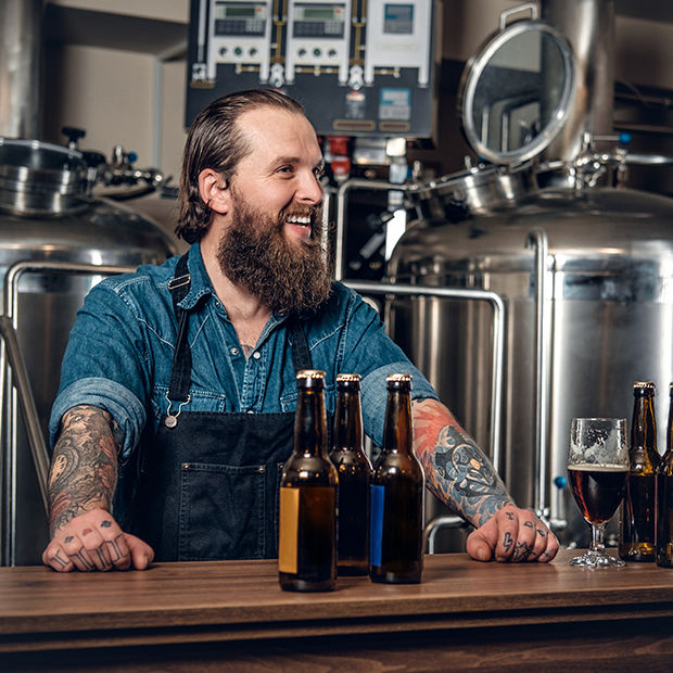 https://brew.rynogroup.com/wp-content/uploads/2017/05/barmen.png